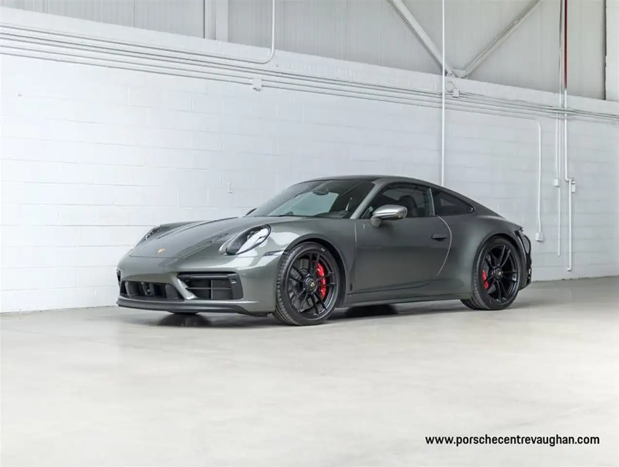 2023 Porsche 911 Carrera 4 GTS